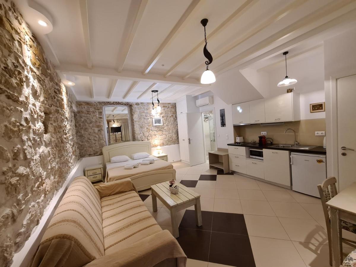 Nj Corfu Liston Apartments Exterior photo
